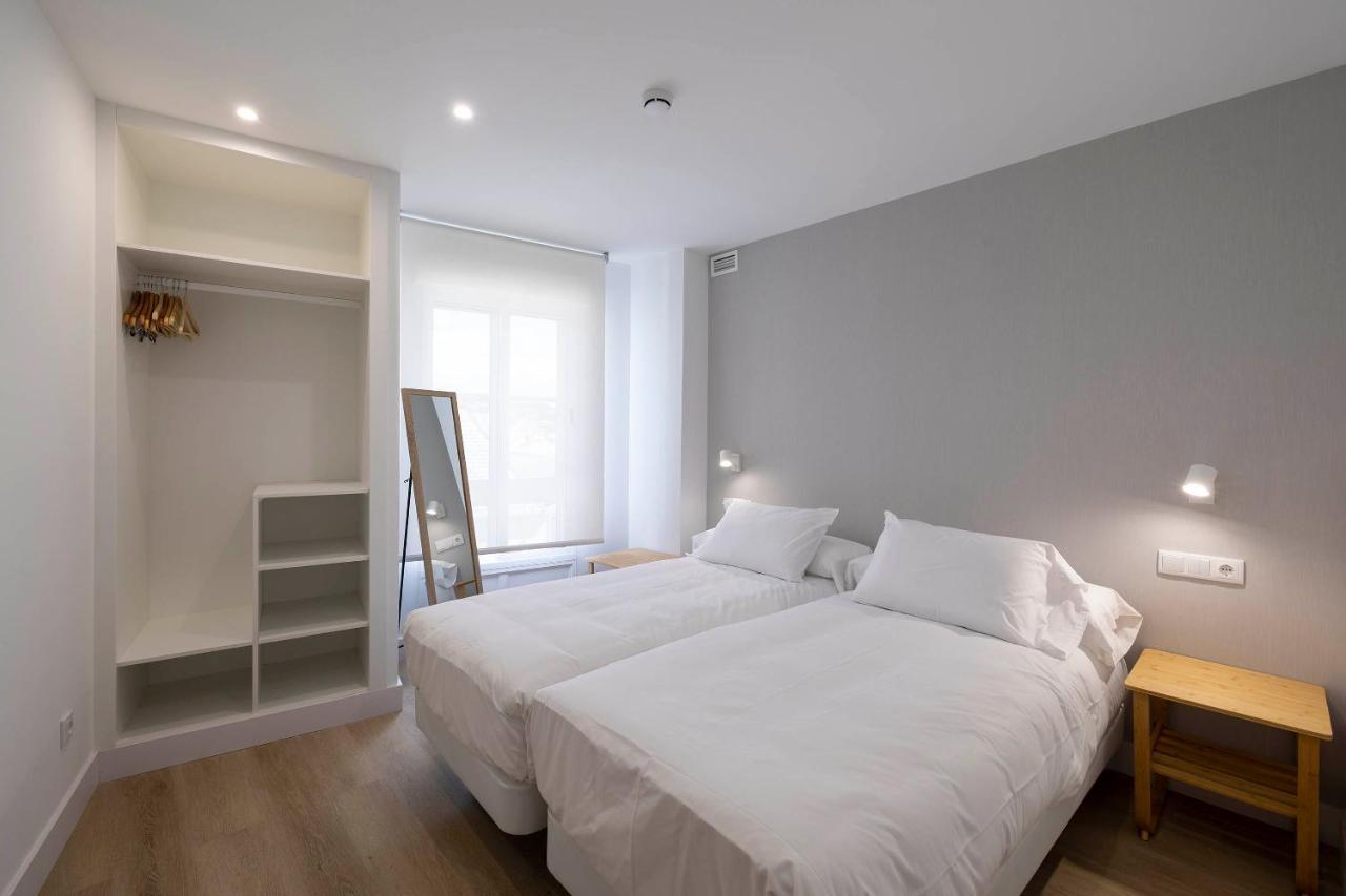 סנשנשו Apartamentos Rotilio מראה חיצוני תמונה